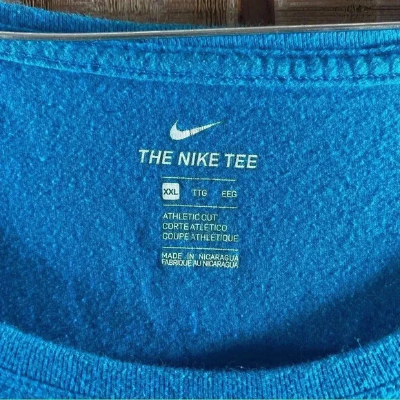 The Nike Tee Women’s XXL Blue/White - Picture 2 of 3